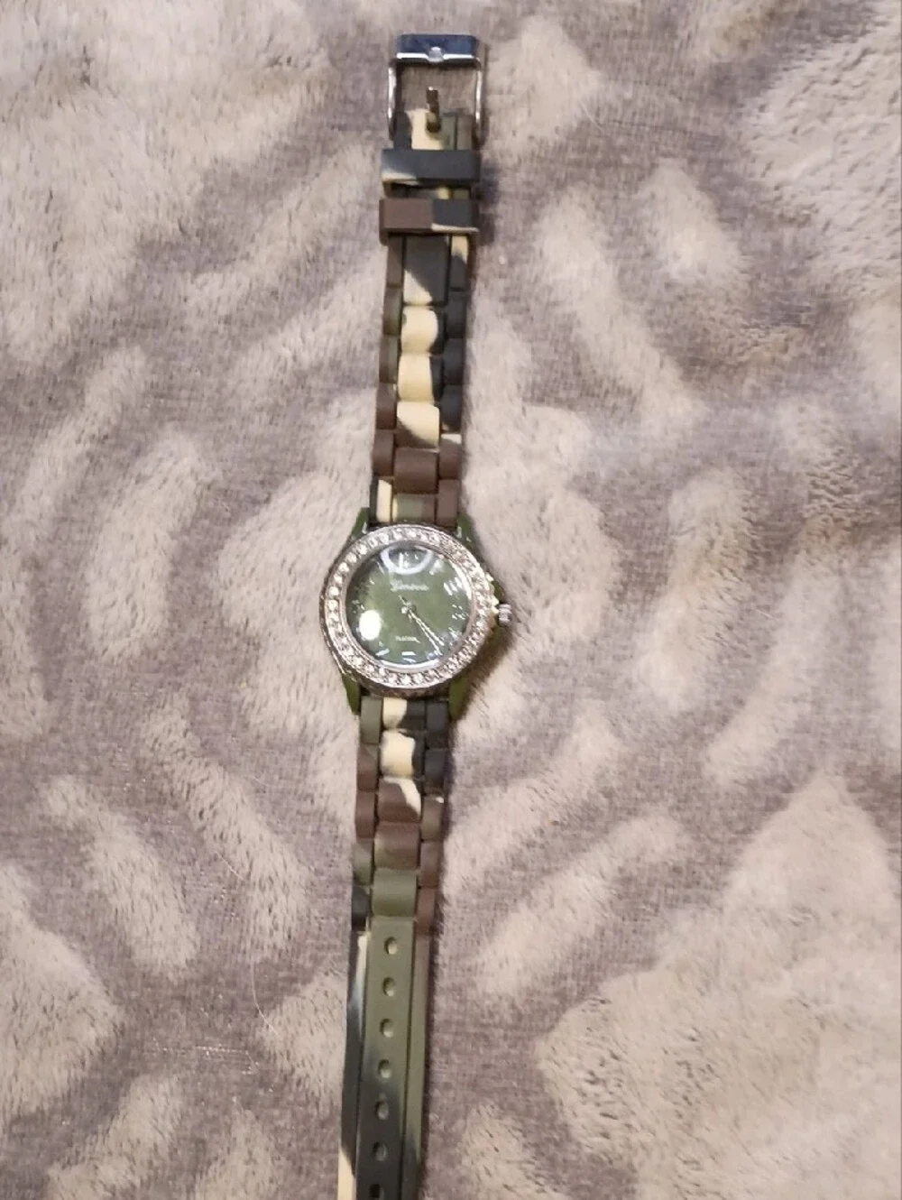 Geneva women watch